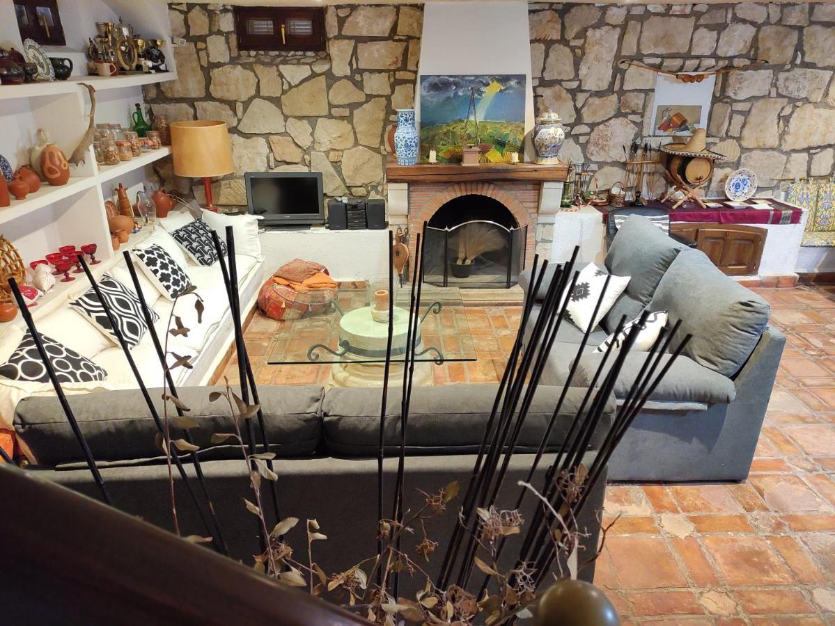El Campillo Villa Pelabravo Bagian luar foto