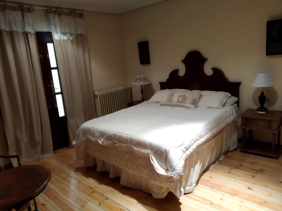El Campillo Villa Pelabravo Bagian luar foto
