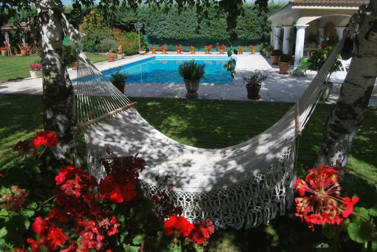 El Campillo Villa Pelabravo Bagian luar foto